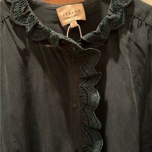 Chlo Sézane shirt in bottle green